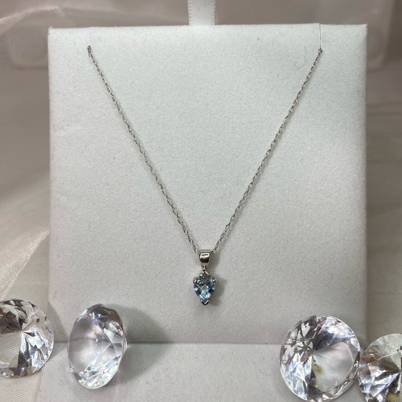 14K WHITE GOLD aquamarine and diamond heart necklace 18” REAL GOLD - Picture 5 of 15